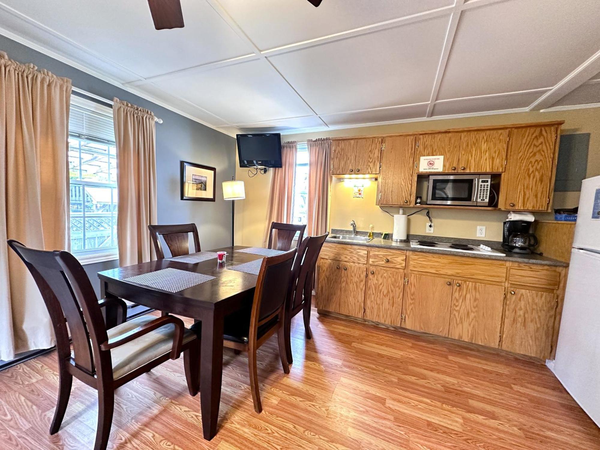 Skyline Cabins Ingonish Bagian luar foto
