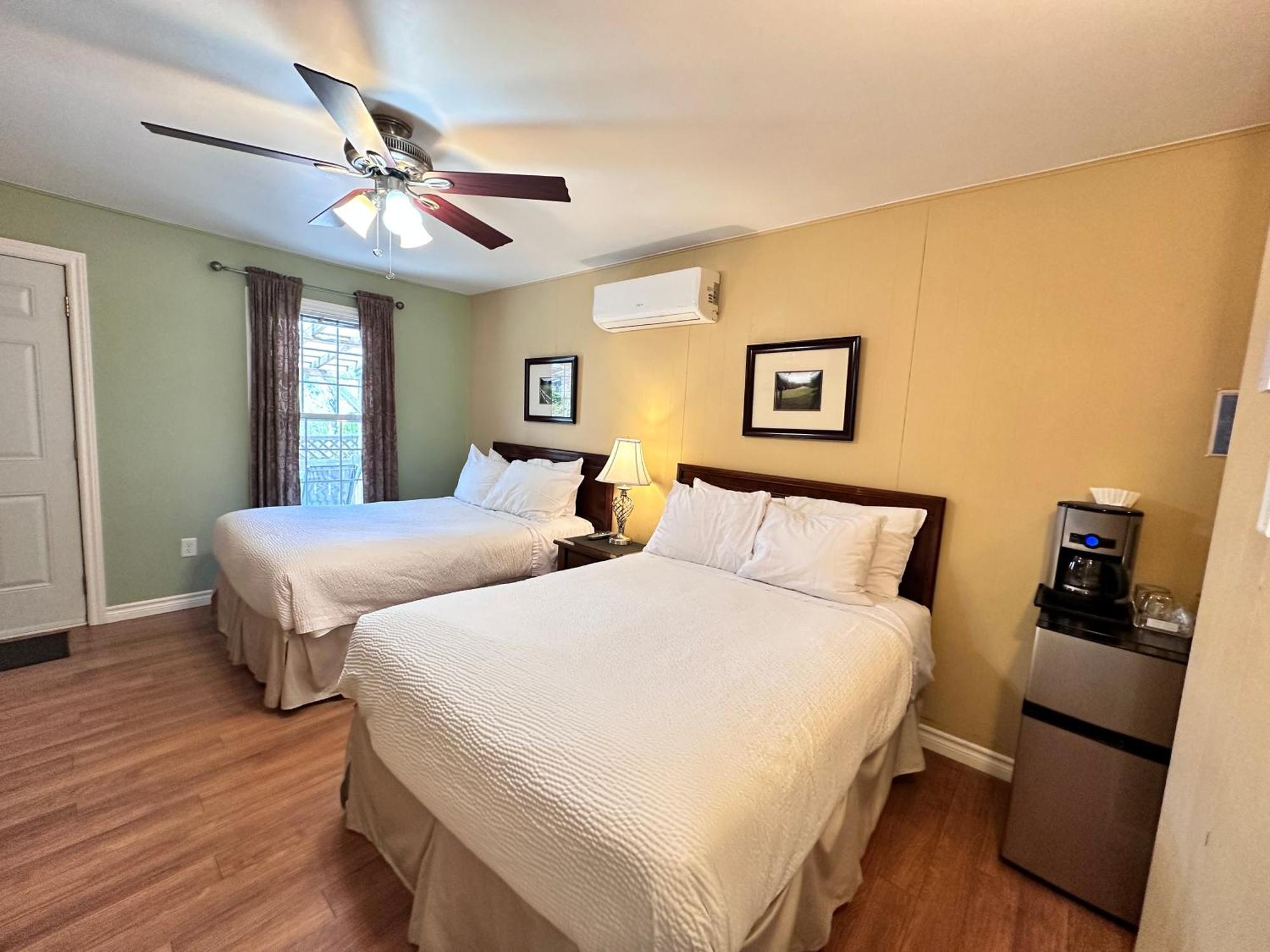 Skyline Cabins Ingonish Bagian luar foto